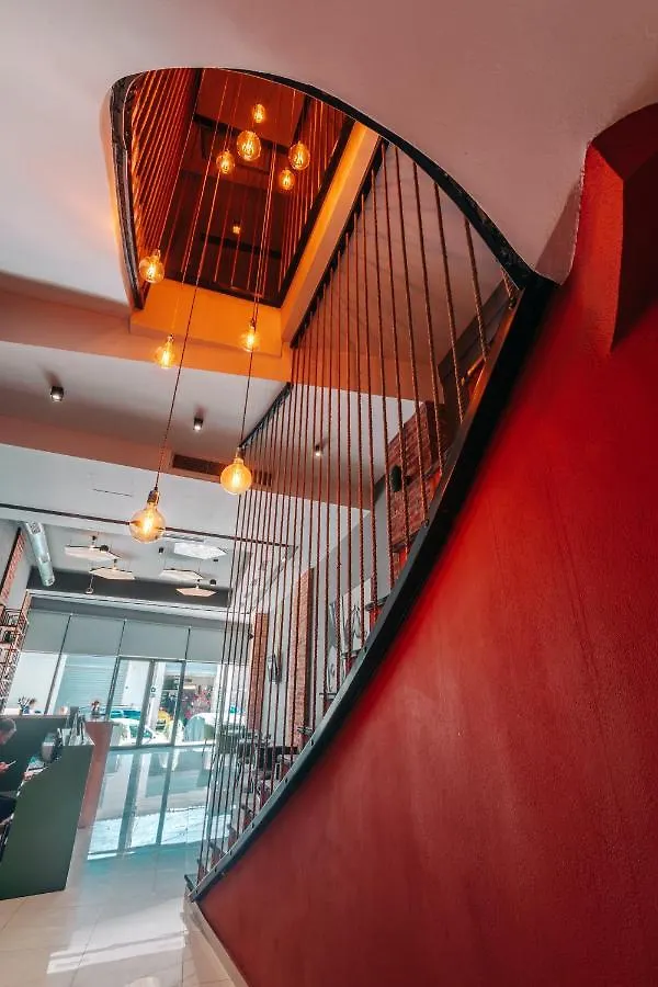 Arc Hotel Tirana Yzberish