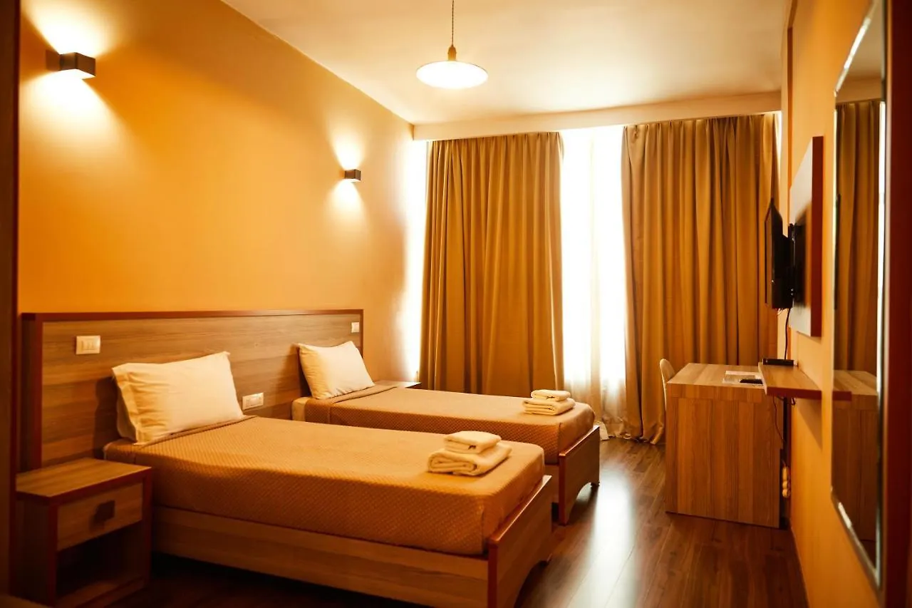 Arc Hotel Tirana Yzberish